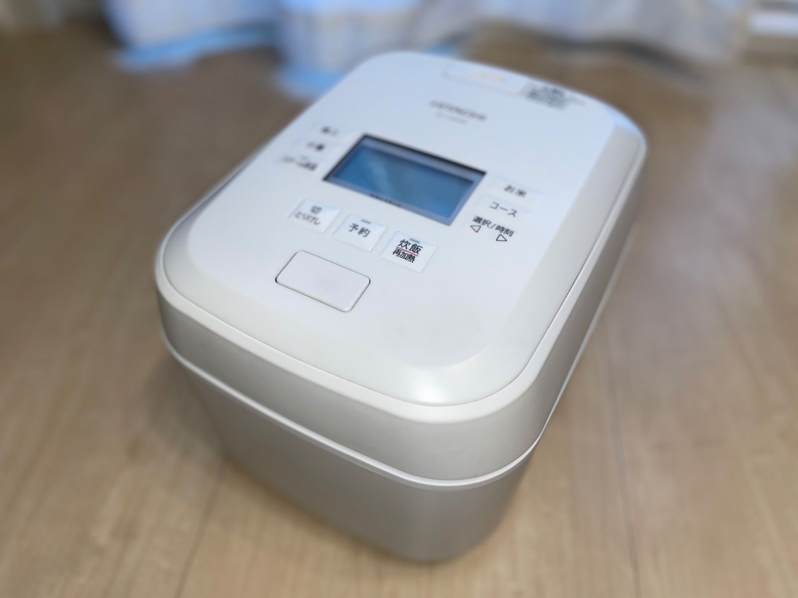 【美品・2025年製】日立 5.5合 圧力IHジャー炊飯器 RZ-V100GM 大火力沸騰鉄釜 _319