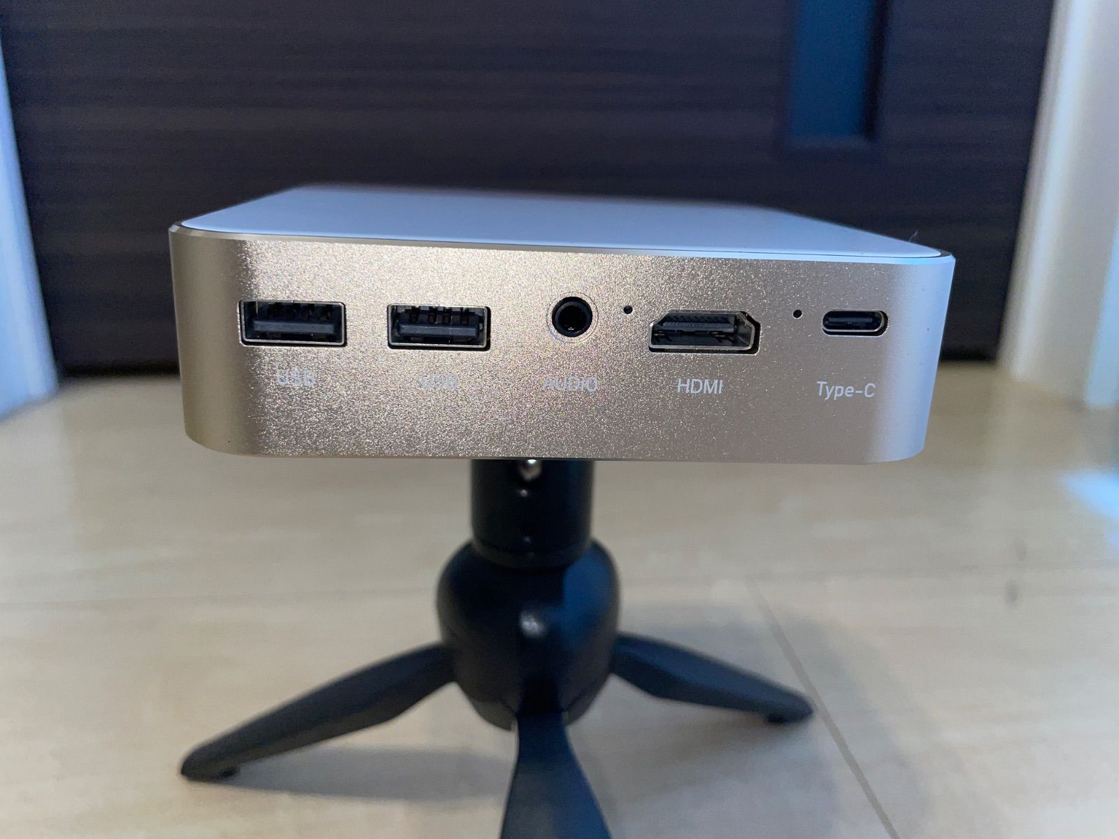 超美品・限定】UENO-mono KABENI PRO カベーニ T90AQ プロジェクター