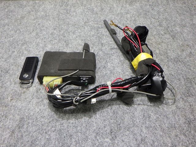 日産　純正オプション　セレナ　エンジンスターター　HC26　C26　FNC26　260713001