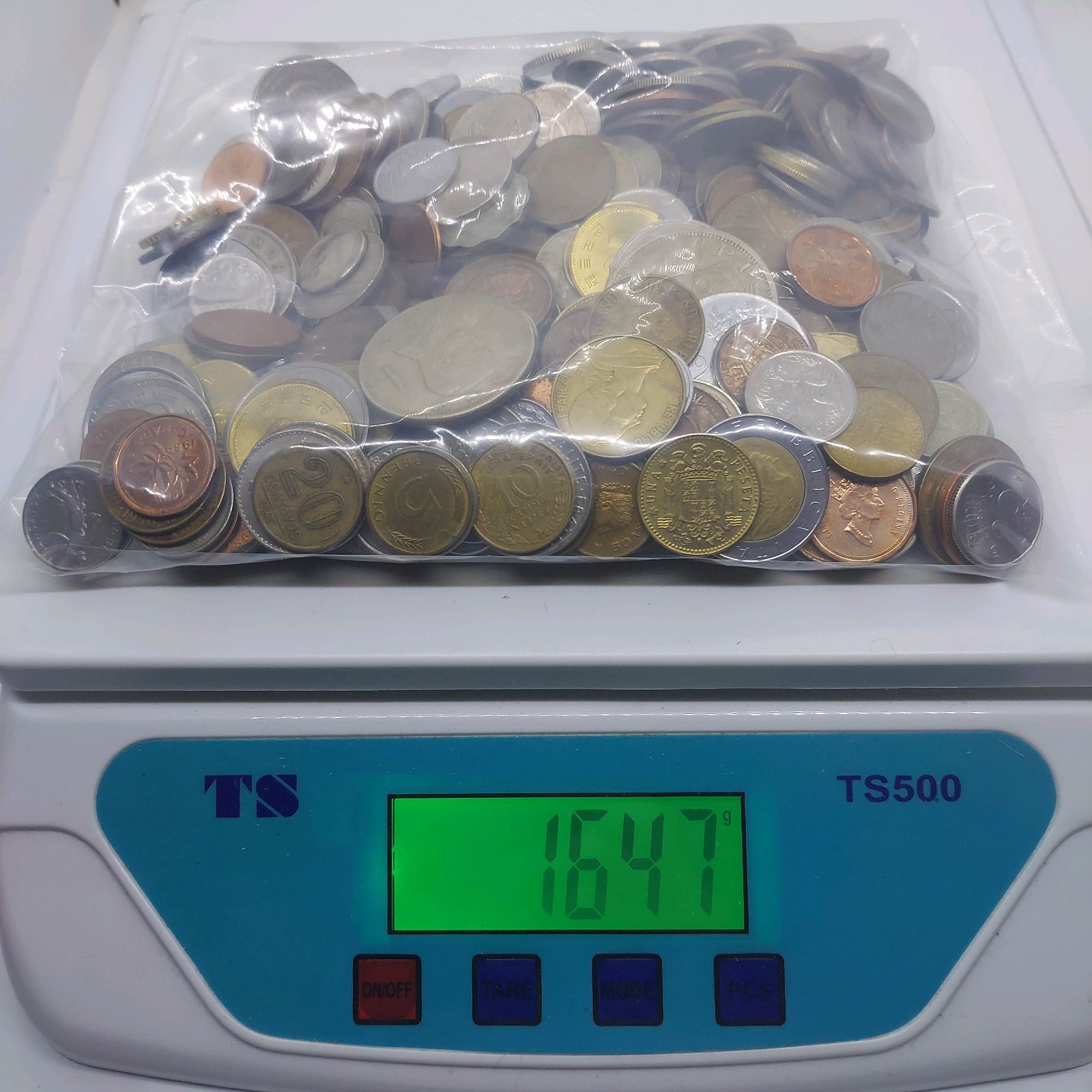 外国コイン まとめて 約1.6kg(袋込み) 5980円 海外硬貨 古銭 大量