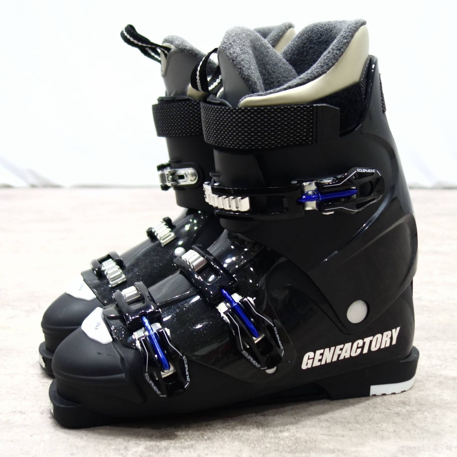 極美品 ゲンファクトリー GEN FACTORY スキー ブーツ CAV-5X - メルカリ