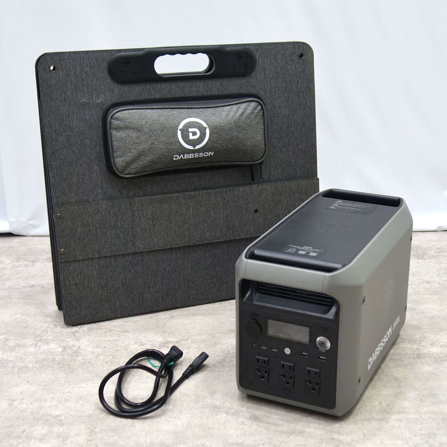 ダブソン Dabbsson ポータブル電源 2000L 210W ソーラーパネル - メルカリ