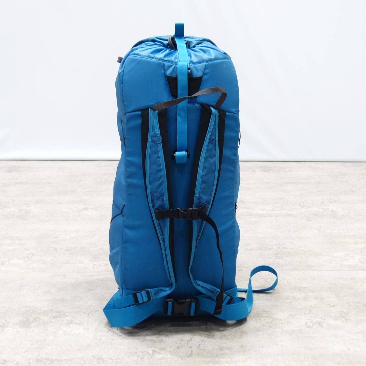 アークテリクス ARC'TERYX ザック　28L CIEROZO バッグ アークテリクス ARC'TERYX ザック 28L CIEROZO