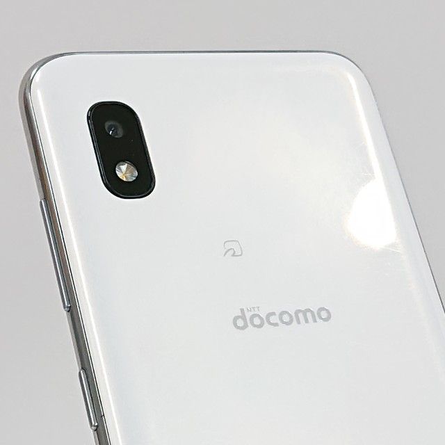 Galaxy A21 SC-42A ドコモ ホワイト 送料無料 本体 c21374 - メルカリ