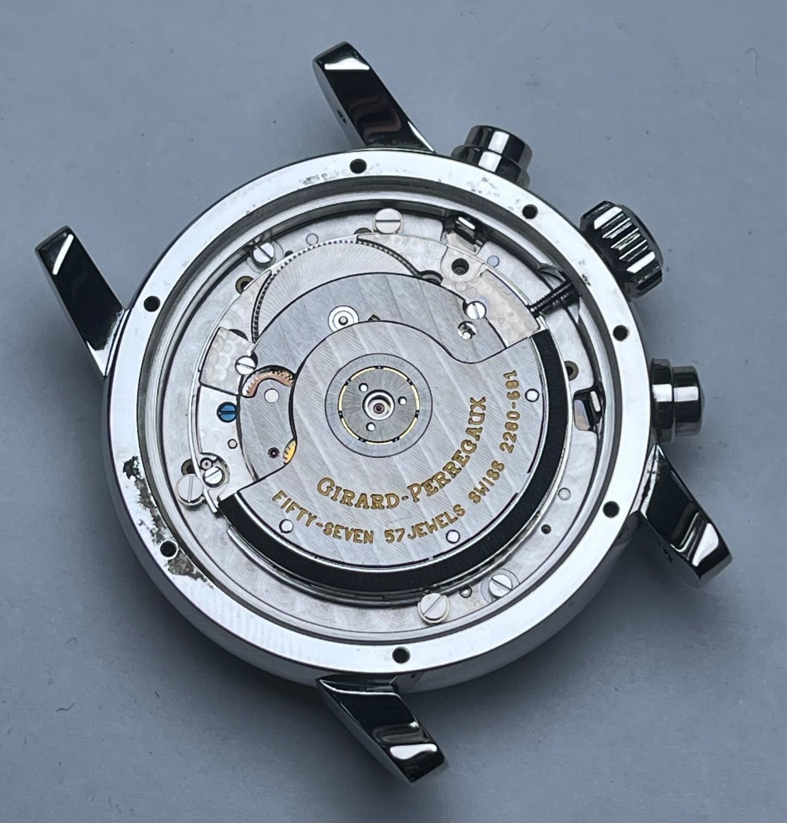 中古美品 ジラールペルゴ GIRARD-PERREGAUX フェラーリ 8020 クロノ