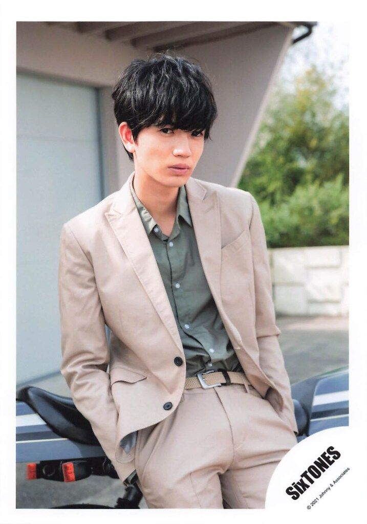 SixTONES 髙地優吾　公式写真 SixTONES 1ST 髙地優吾 公式写真 *1枚 - メルカリ