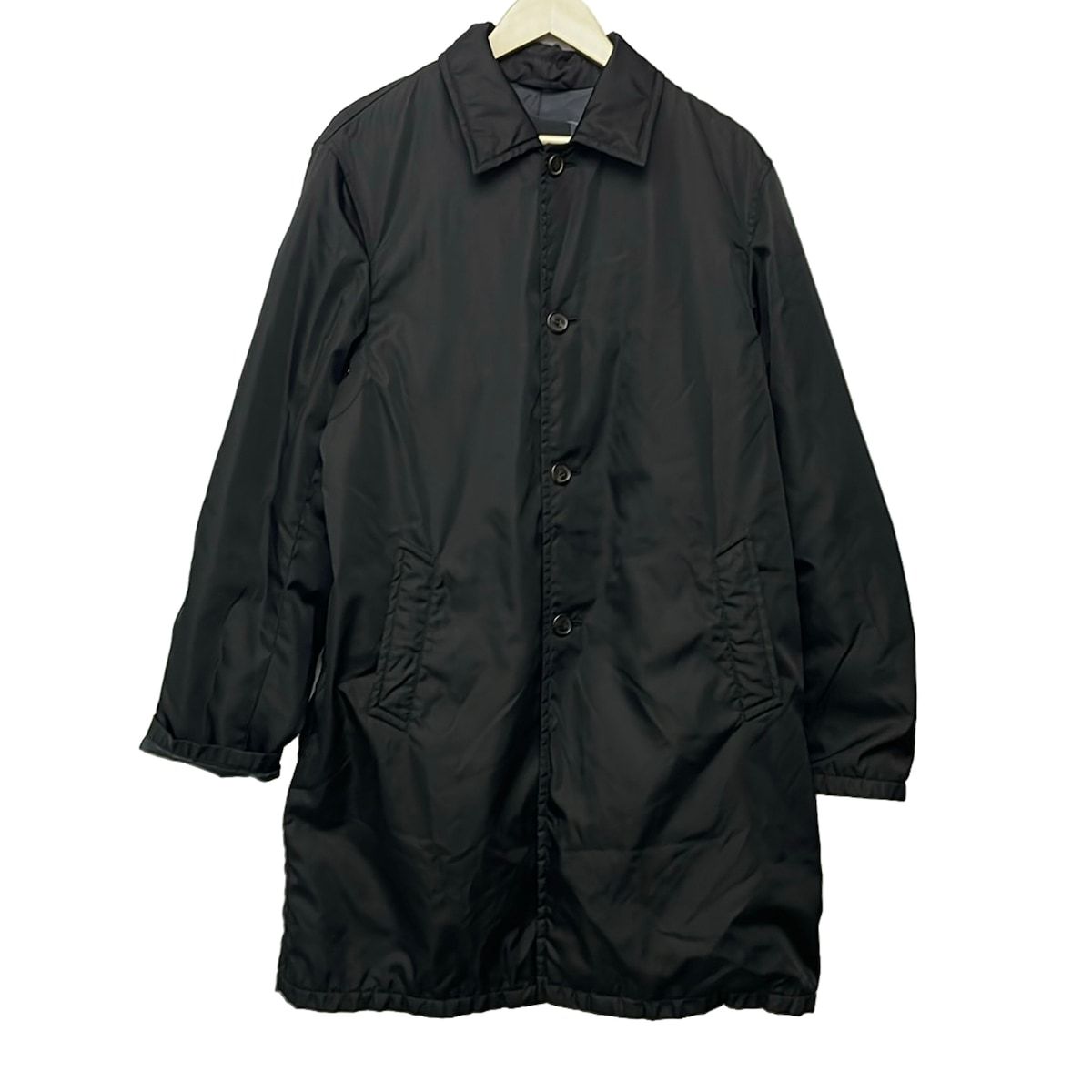 PRADA(プラダ) コート サイズM メンズ美品 - 黒 長袖/中綿/秋/冬