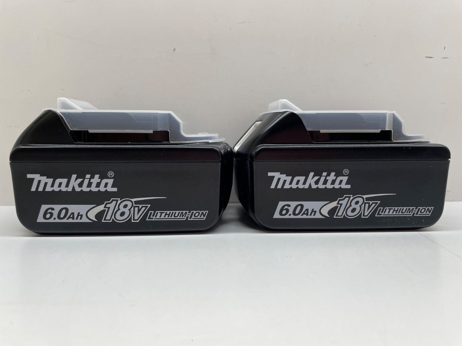 【新品未使用 開封品 外箱なし2個】マキタ 18Vバッテリー6.0Ah 2個セット リチウムイオン電池 BL1860B