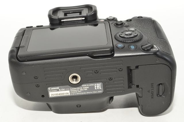 260718☆極上☆Canon デジタル一眼レフカメラ EOS 90D ボディー EOS90D
