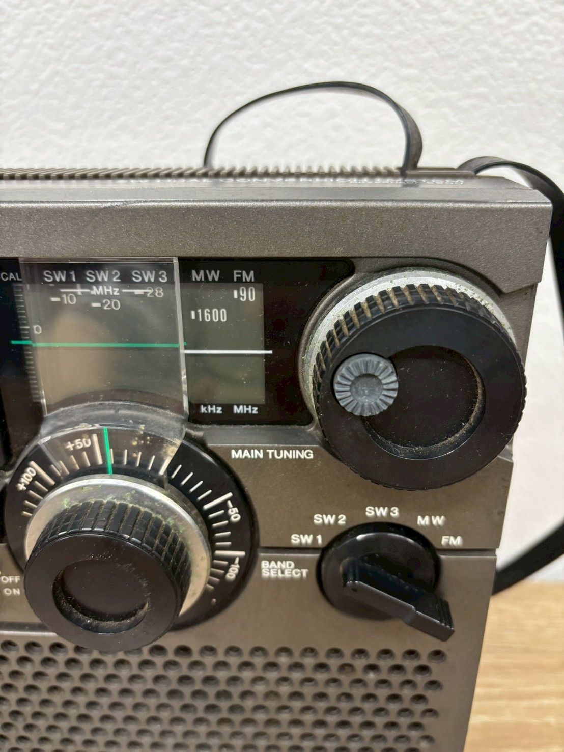 SONY ソニー スカイセンサー ICF-5900 BCLラジオ 動作未確認 - メルカリ