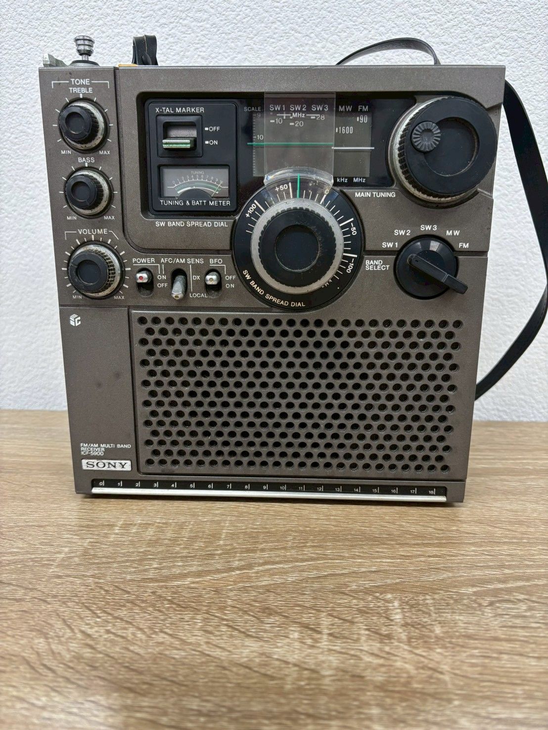 SONY ソニー スカイセンサー ICF-5900 BCLラジオ 動作未確認 - メルカリ