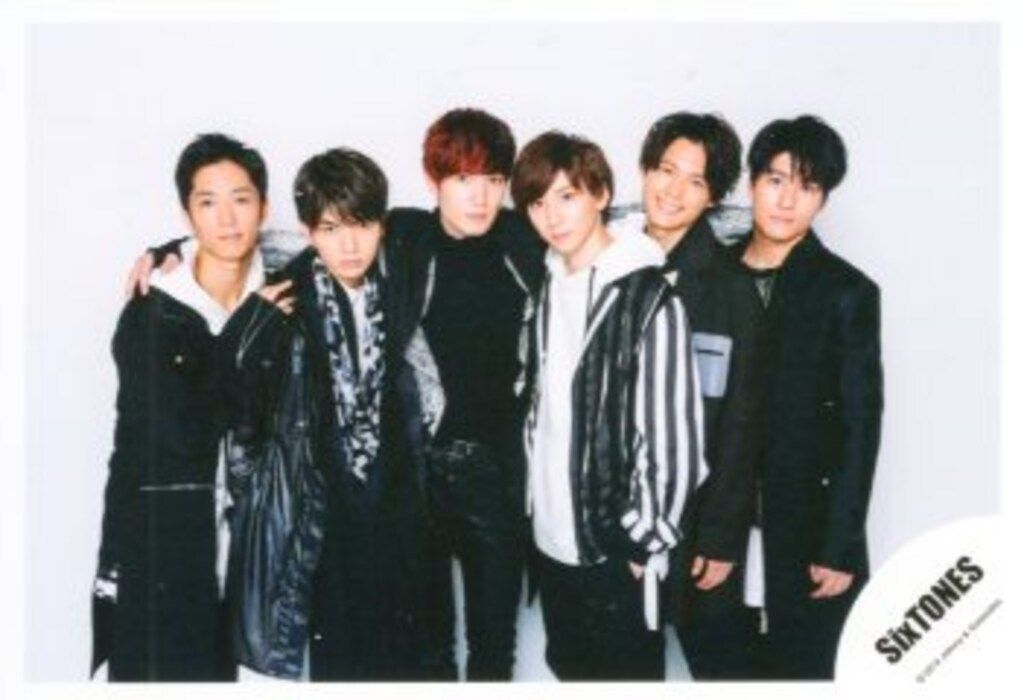 SixTONES オフショ 1枚 SixTONES 19年 アーティスト写真オフショット 集合 公式写真 *1枚
