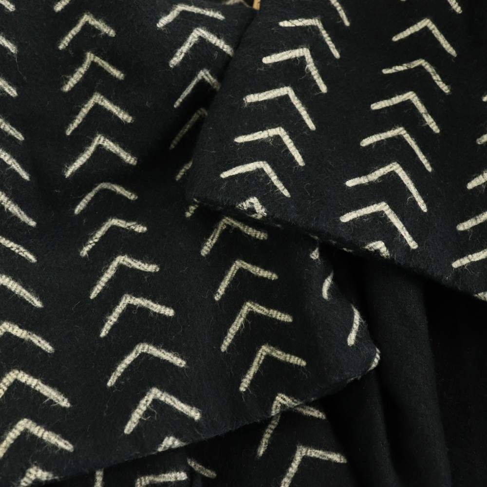 ゴールド GOLD 東洋エンタープライズ HERRINGBONE ARROW MOTIF