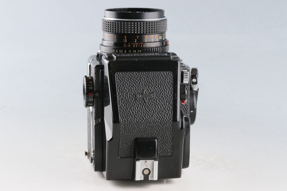 Mamiya M645 1000S + Mamiya-Sekor C 80mm F/2.8 Lens + Grip #65241E2