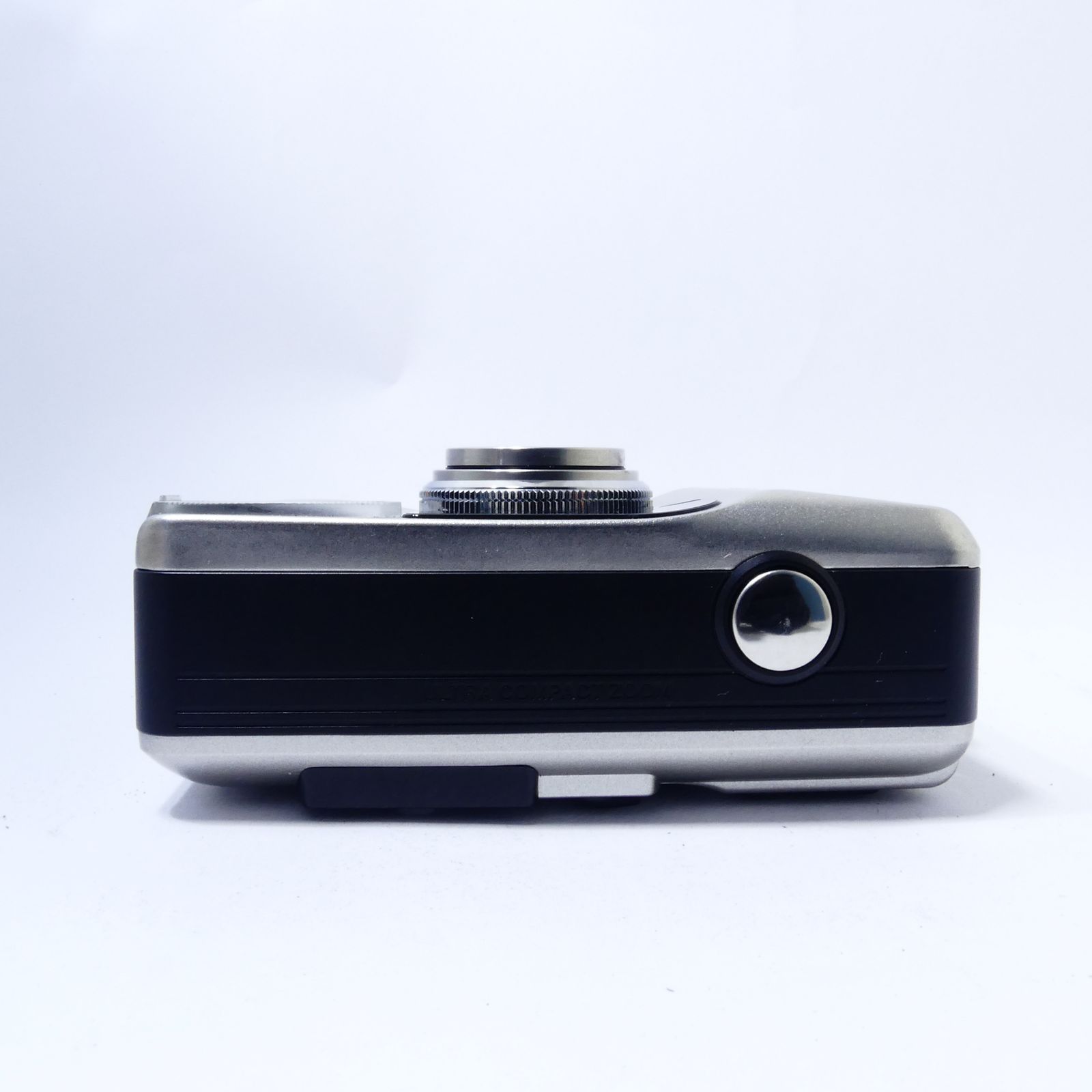 OLYMPUS i ZOOM 3000 通電確認済み フィルムコンパクト フィルムカメラ