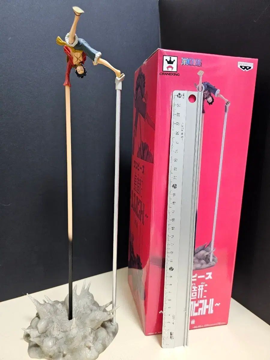 ONE PIECE 造形 ルフィ ゴーゴムゴム 日本国内限定