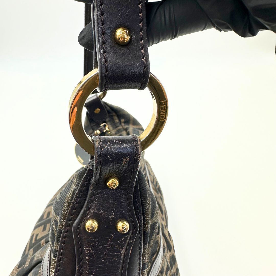 美品】Fendi ズッカ シェフバッグ ワンショルダーバッグ - メルカリ