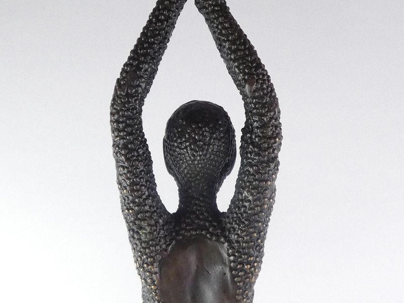 デメートル・シパリュス「スターフィッシュ・ダンサー」約48cm