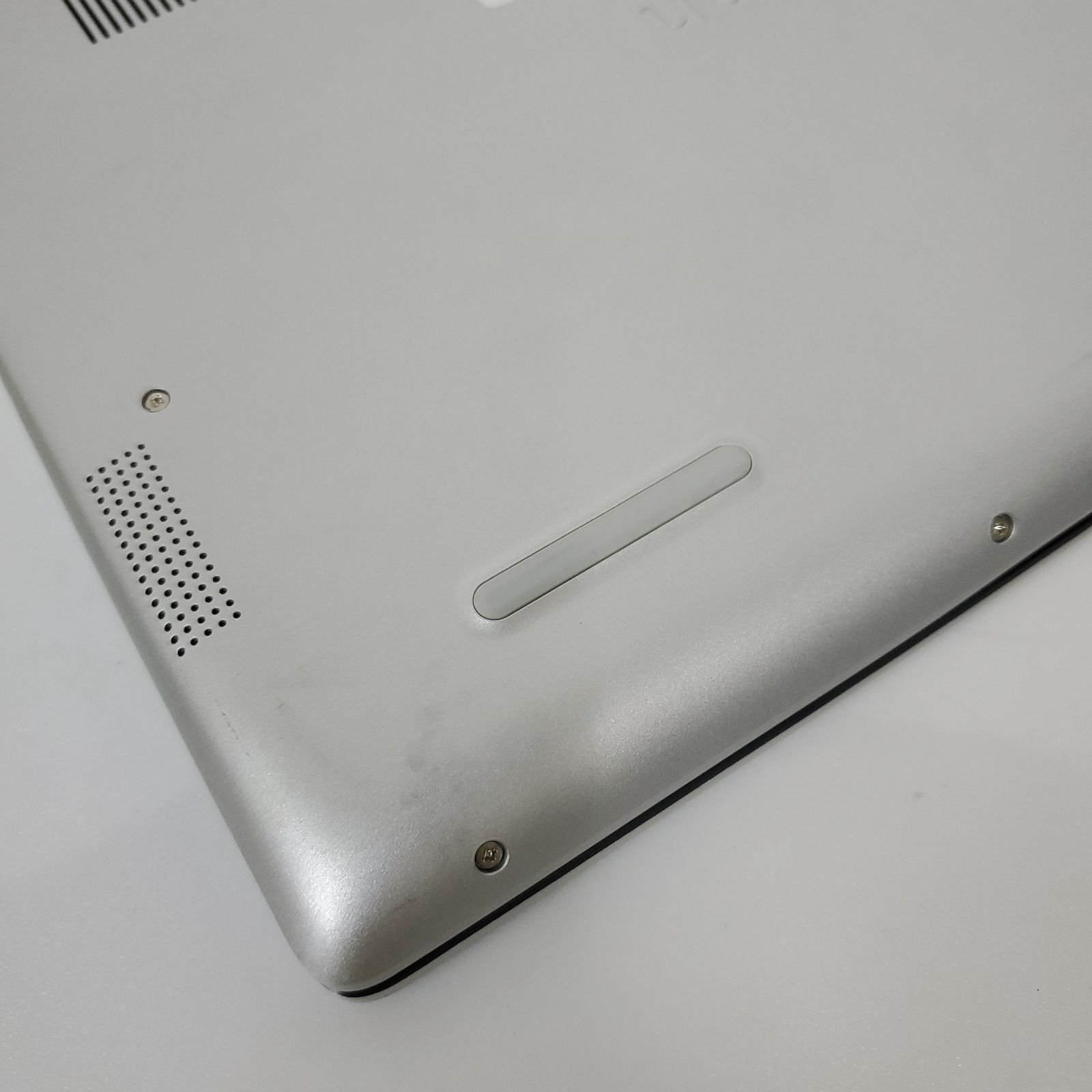ノートPC・Dell Inspiron 5480・Intel Core i5・メモリ8GB・SSD256GB