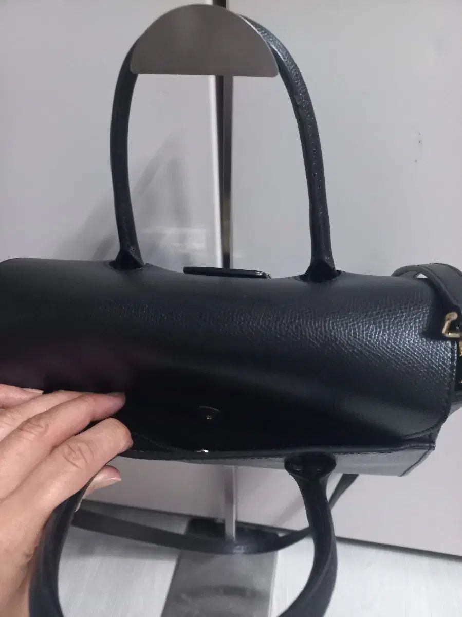 フルラ メトロポリス サッチェル トートバッグ兼クロスバッグ ブラック