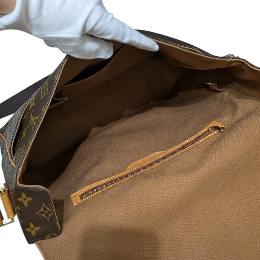 LOUIS VUITTON ルイヴィトン アベス カバン メッセンジャーバッグ
