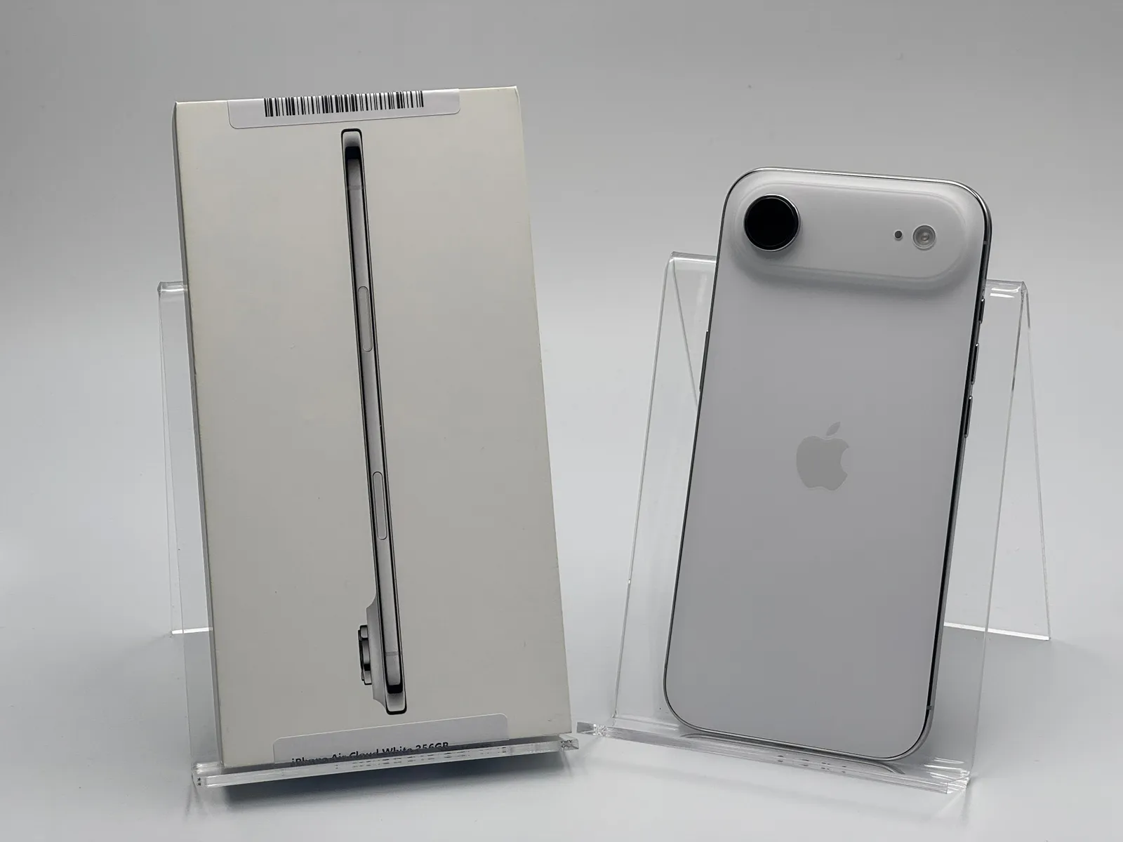 箱付き中古A】iPhone Air 256GB クラウドホワイト バッテリー【98