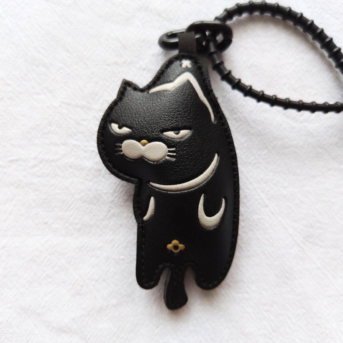黒猫 バッグチャーム キーホルダー ぶさかわ クロネコ PUレザー 鍵