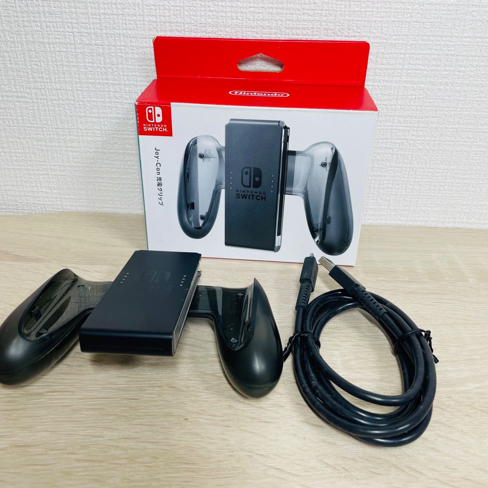Nintendo Switch 本体 充電器 HDMIケーブル Joy-Con Nintendo Switch Joy-Con充電グリップ HAC-012 USB充電ケーブル付 純正