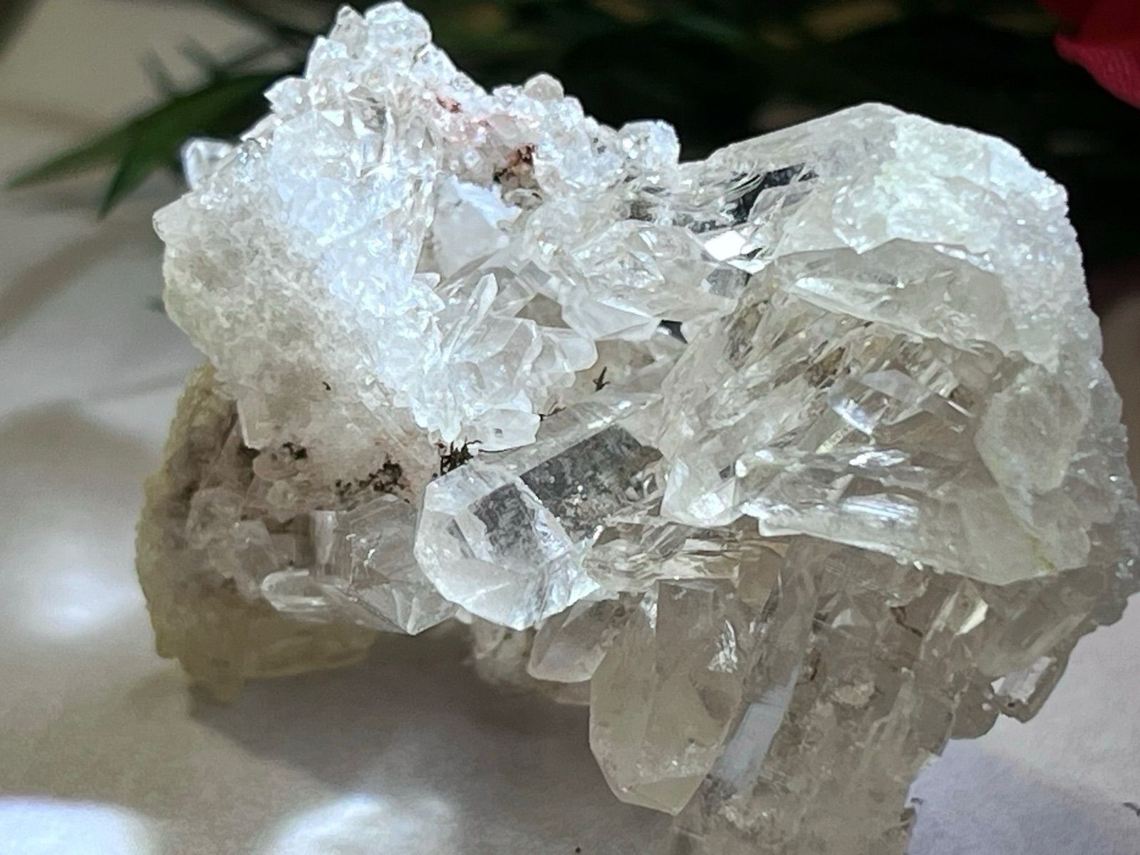 ヒマラヤ インド マニカラン産 レインボー 水晶 クラスター クリスタル