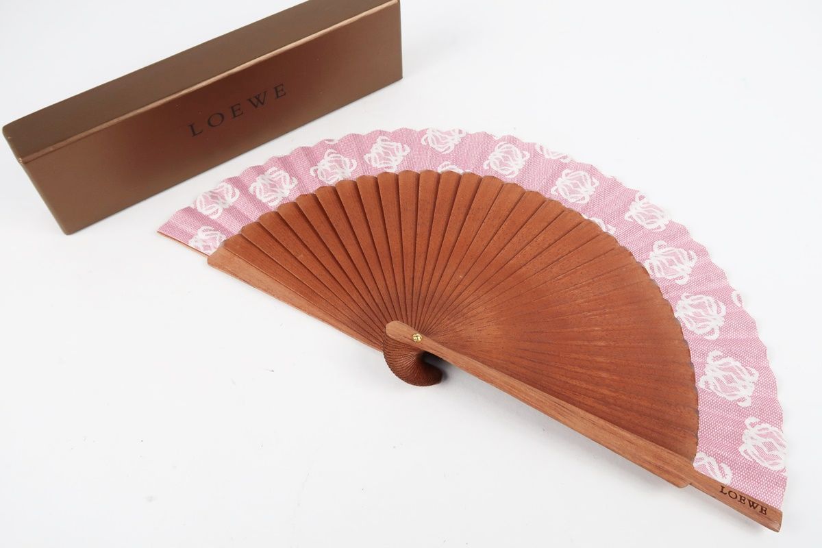 超美品】LOEWE ロエベ 扇子 ブラウン系 ブランド小物 雑貨 うちわ