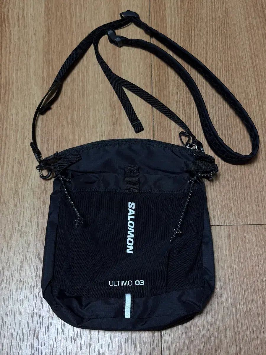 サロモン ウルティモ 2L クロスバック LC3031800