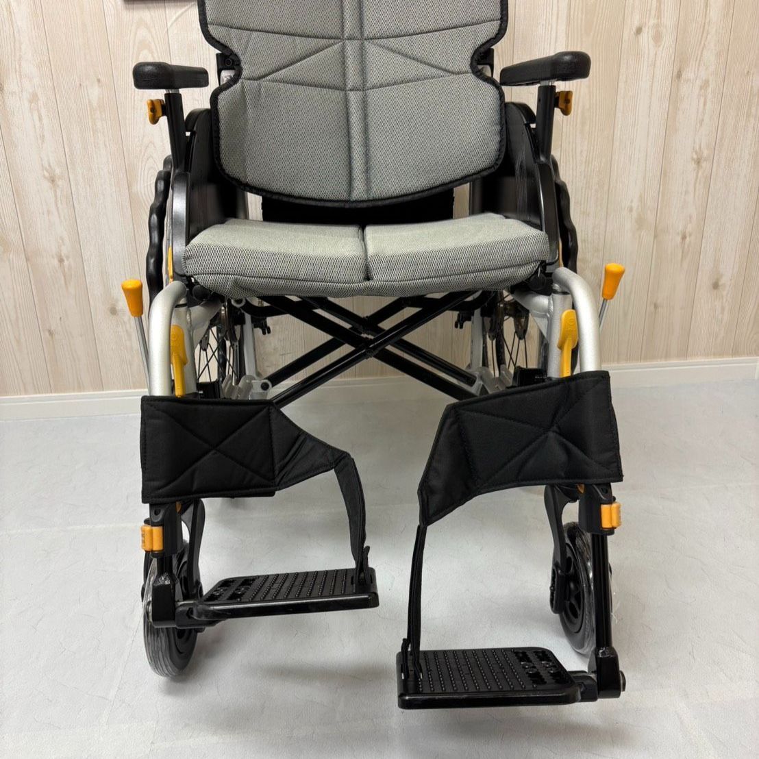 消毒済 中古 車椅子】すぐ使える車椅子 美品 NEXT-51B 松永製作所