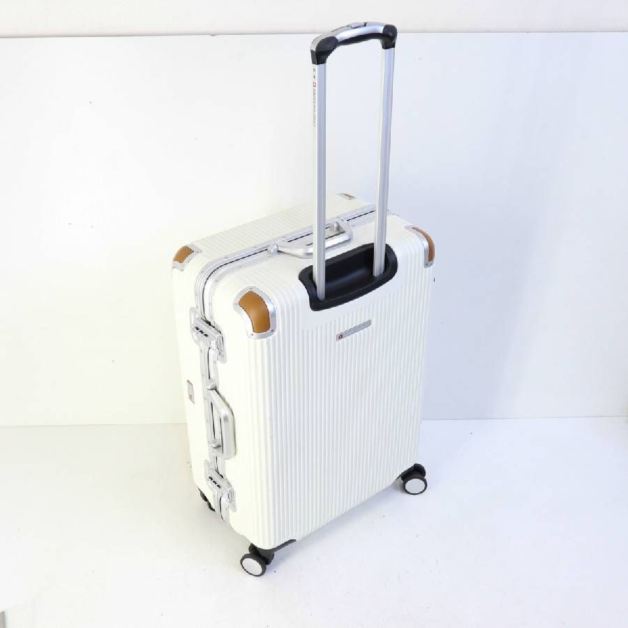 【うっき】スイスミリタリー Premium スーツケース 64L SWISS MILITARY スイスミリタリー Premium Cタイプ スーツケース M