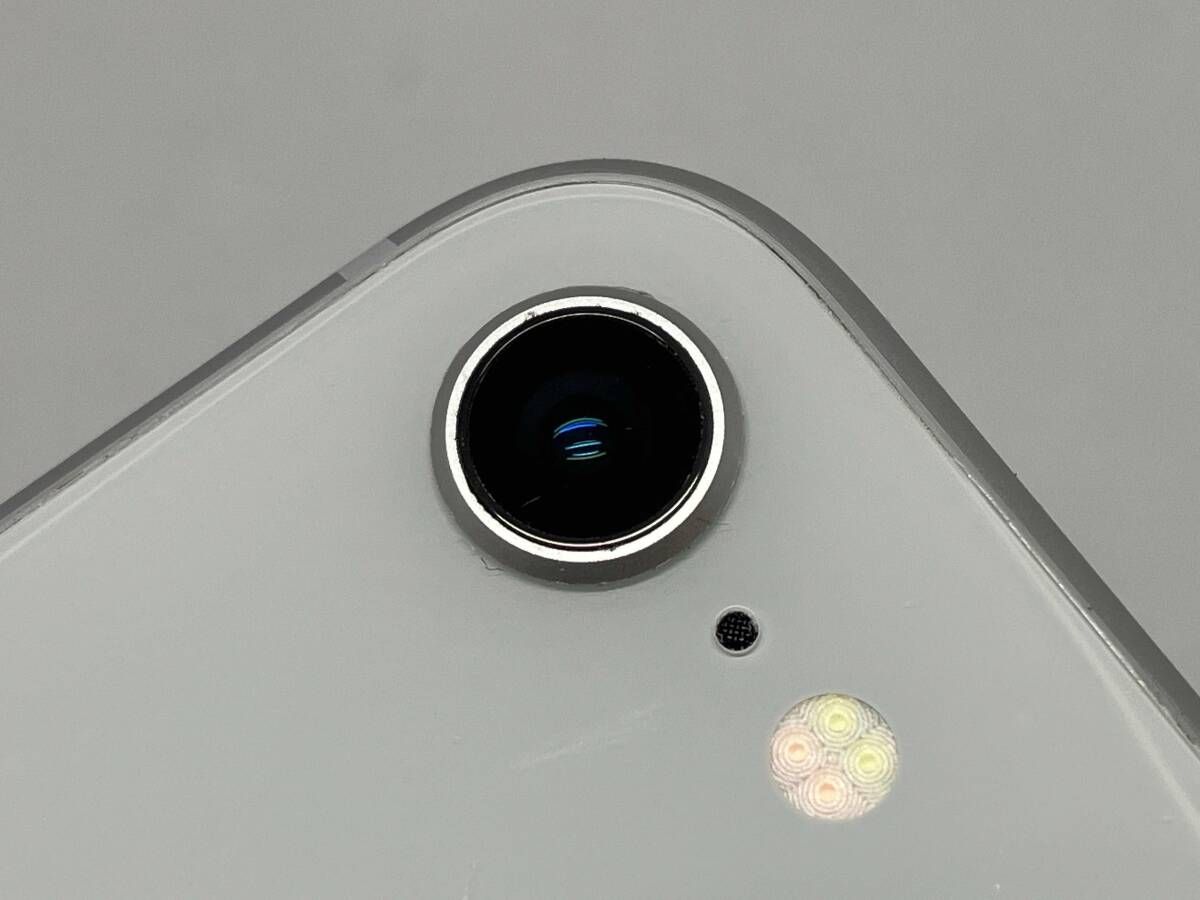 au 【SIMロックなし】MQ792J/A iPhone 8 64GB シルバー au
