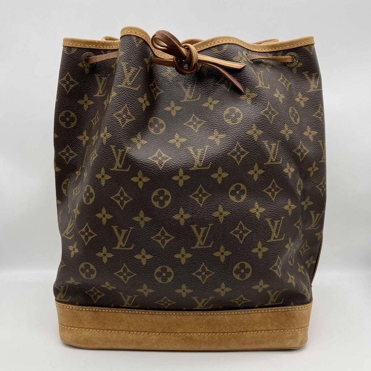 LOUIS VUITTON ルイ・ヴィトン モノグラム M42224 ノエ ショルダーバッグ