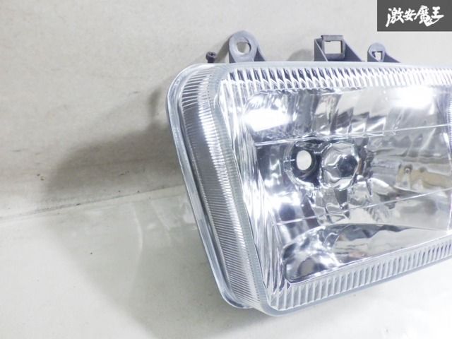 破損なし！】社外 KZN130W ハイラックスサーフ 後期 ハロゲン ヘッド