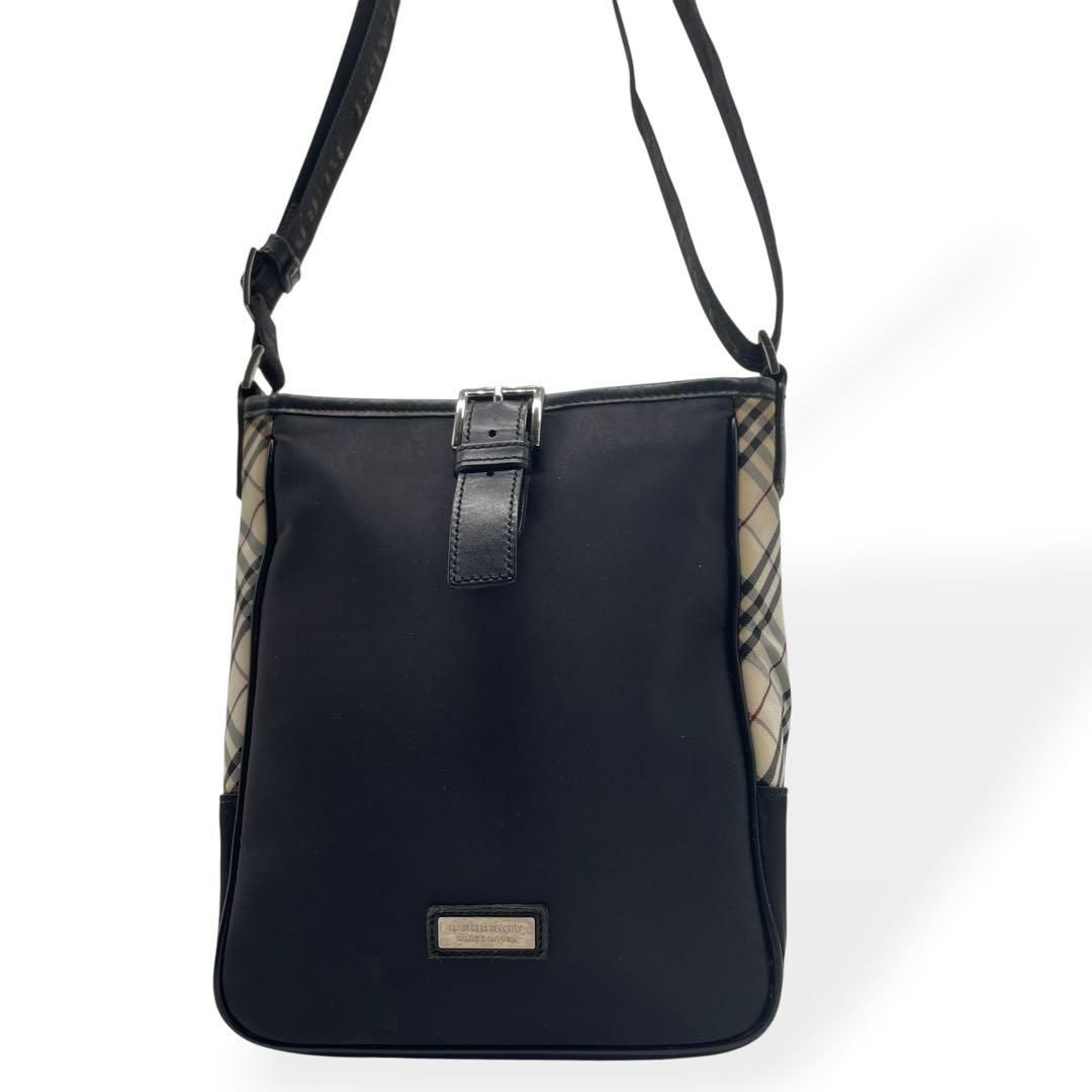 美品　BURBERRY バーバリー　ショルダーバッグ ノバチェック 　ブラック