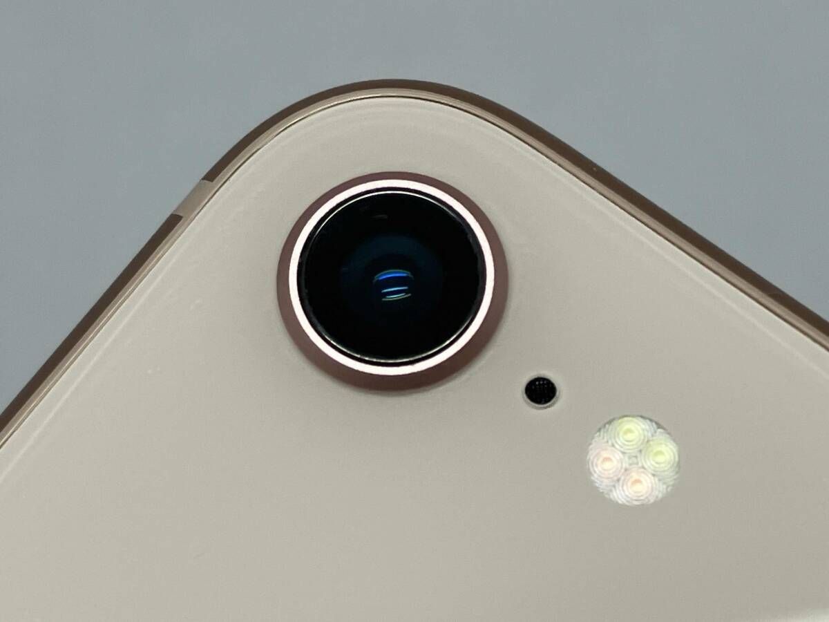 docomo 【SIMロックなし】MQ7A2J/A iPhone 8 64GB ゴールド docomo