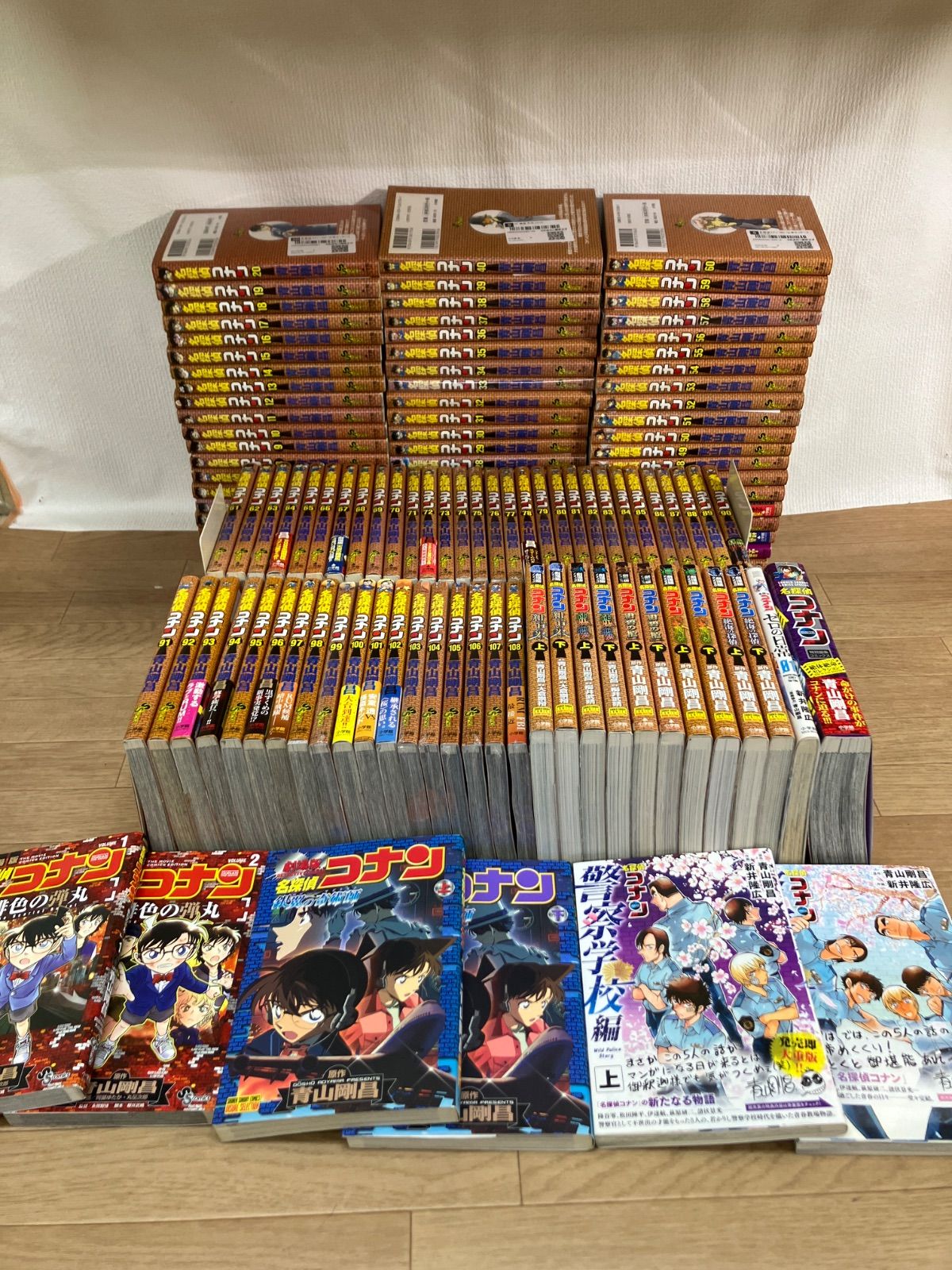 ☆【未開封多数！】名探偵コナン 1～108巻 コミック全巻＋関連本18冊