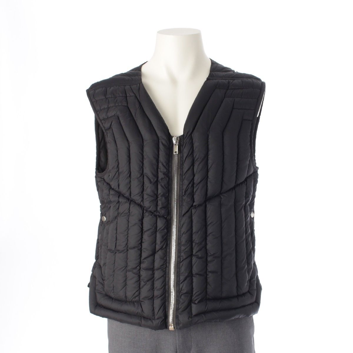 リックオウエンス 21AW CARGO VEST ナイロン キルティング ダウンベスト ジャケット アウター RU02A5740-NZD1 ブラック 48【中古】 51,720円