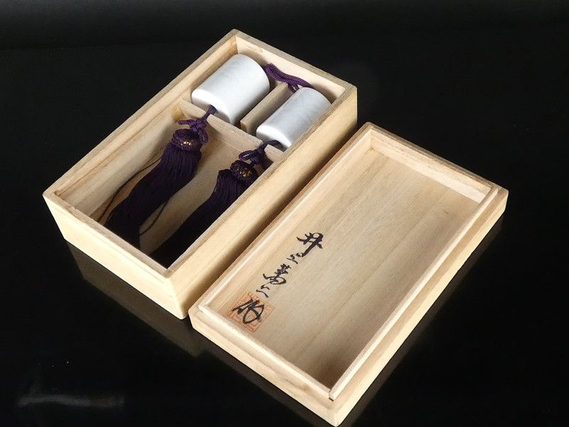 人間国宝 井上萬二「白磁 風鎮」共箱 保証品 R(L-2)