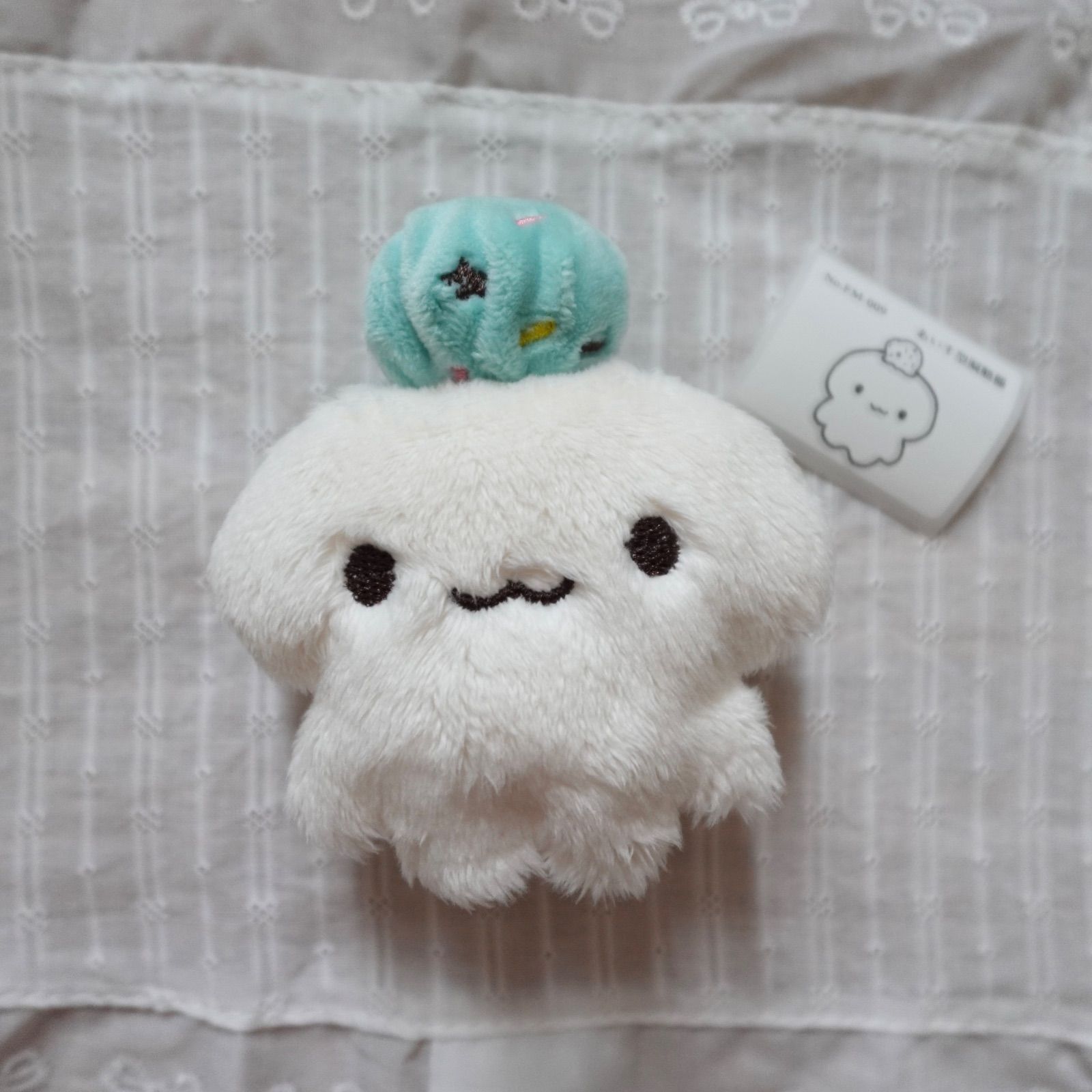 ぬいぐるみ ハンドメイド あいす型擬態種ふわもち生物 チョコミント 苺