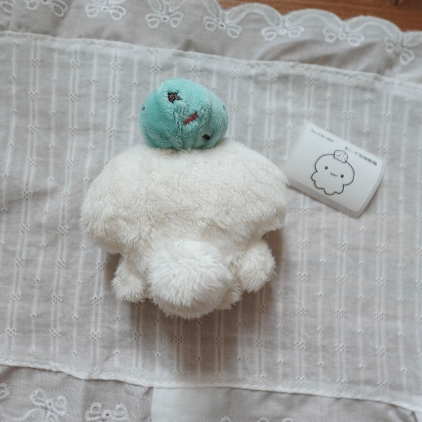 ぬいぐるみ ハンドメイド あいす型擬態種ふわもち生物 チョコミント 苺