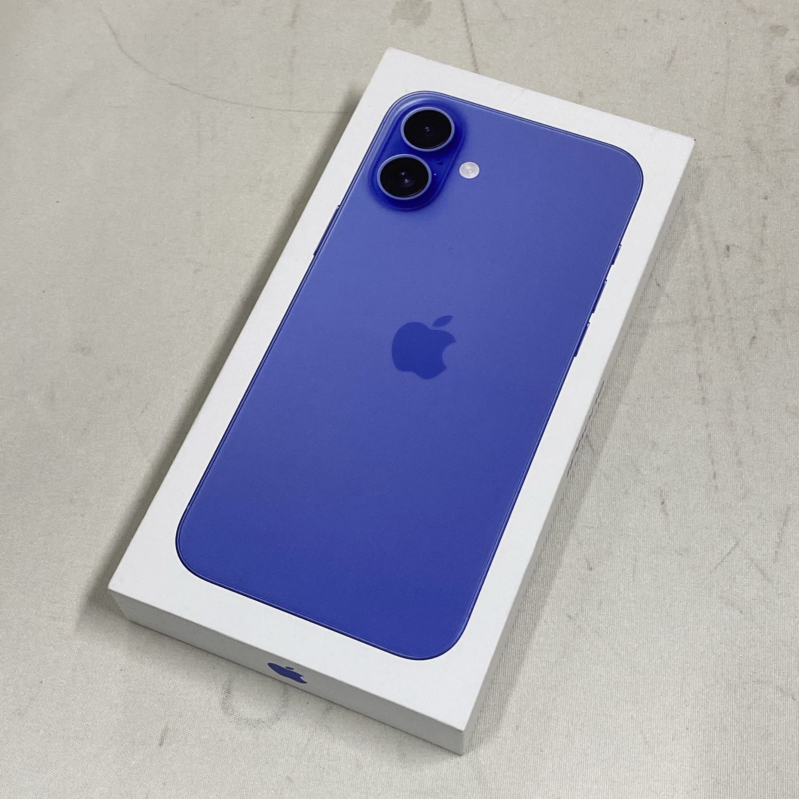 [浜館70-807]　[店舗併売品] Apple iPhone 16 Plus 256GB ウルトラマリン MXVK3J/A 2024年モデル SIMフリー 《未開封》 [中古品]