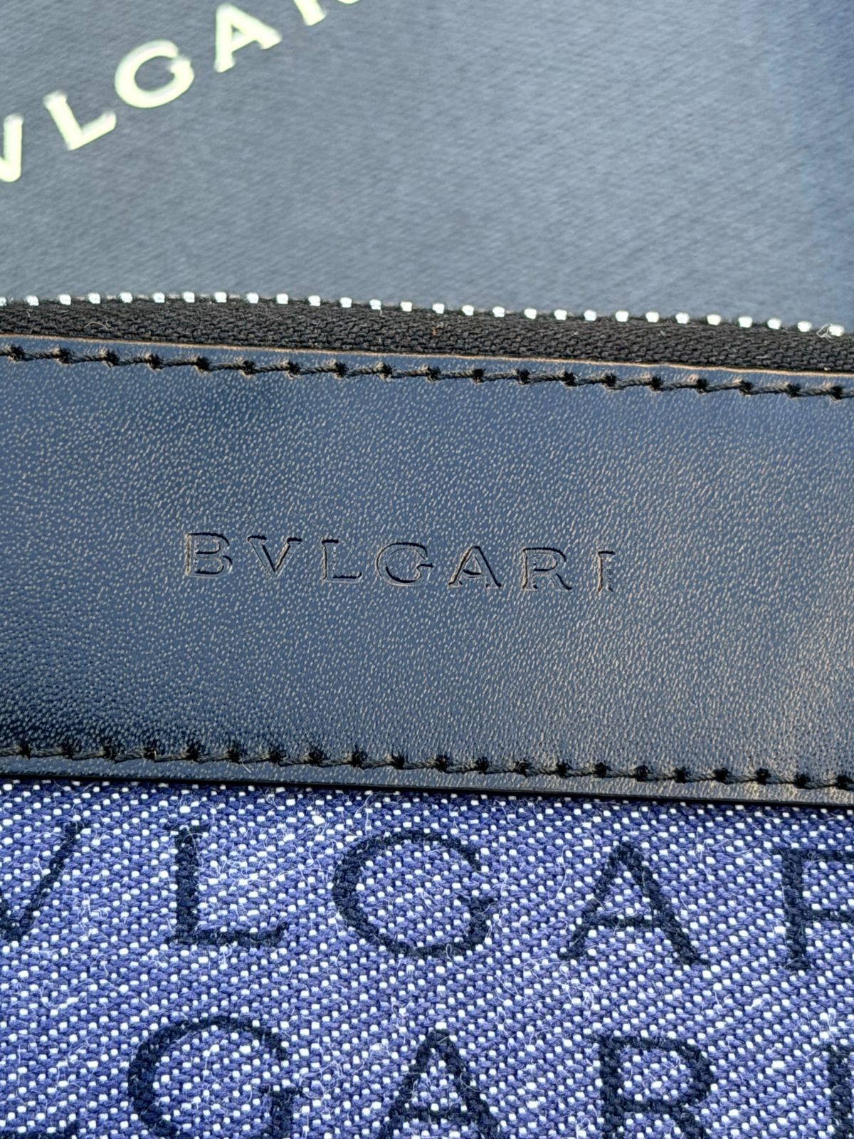 保管品◇本物◇BVLGARIブルガリロゴマニアデニムショルダーバッグPOUCH