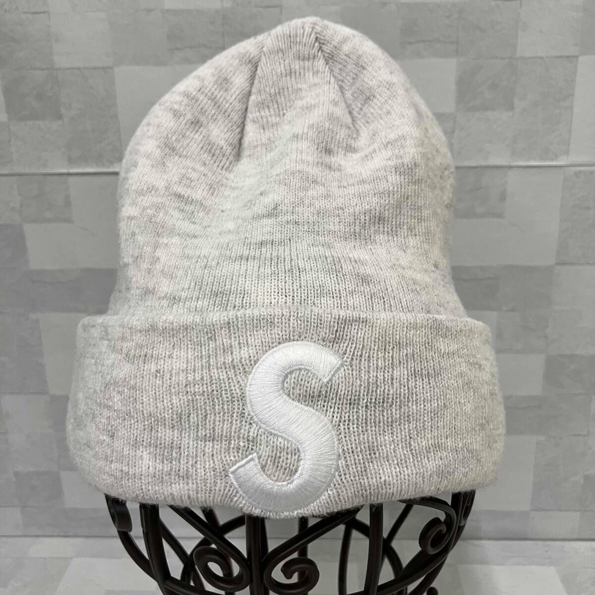 Supreme × New Era シュプリーム ニューエラ コラボ ニット帽 S LOGO