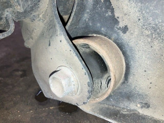 ミニキャブ DS17V リアアクスルホーシング・デフホーシング M 4WD MQ508464 26U ミニキャブ DS17V リアアクスルホーシング・デフホーシング M 4WD MQ508464 26U