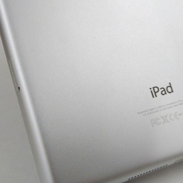 iPad mini 2 Wi-Fi + Cellular 16GB au シルバー 送料無料 本体 c21384