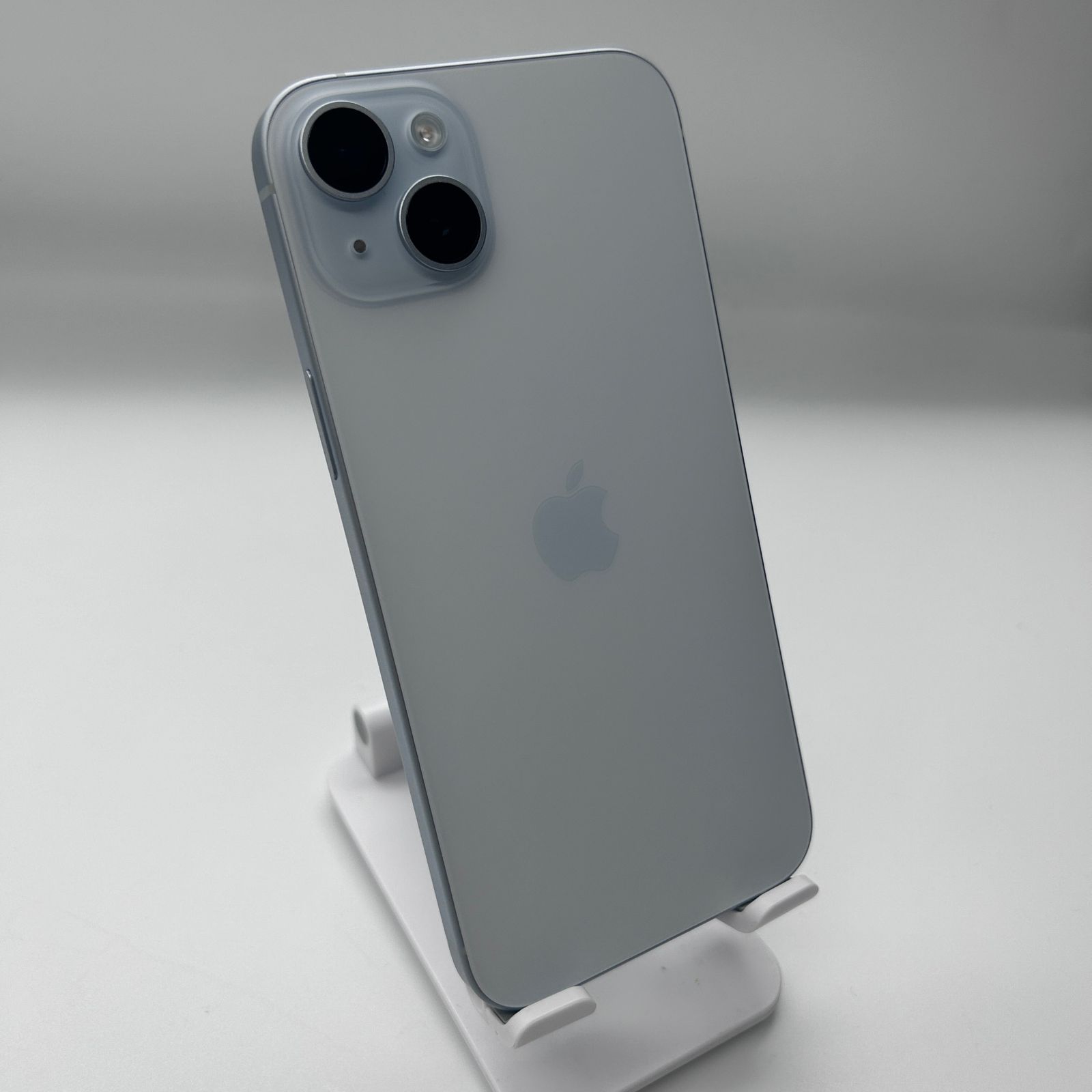 iPhone 15 Plus 256GB ブルー Aランク アイフォン 15プラス SIMフリー