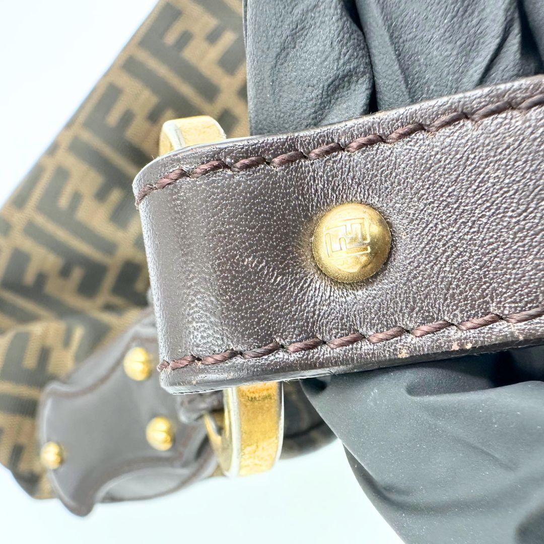 美品】Fendi ズッカ シェフバッグ ワンショルダーバッグ - メルカリ